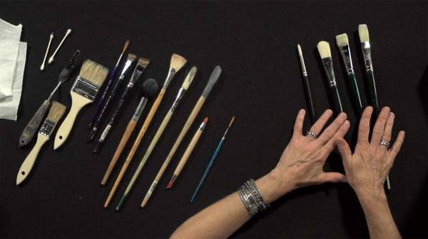 Do You Have These Four Crucial Paint Brushes? - Realism Today
